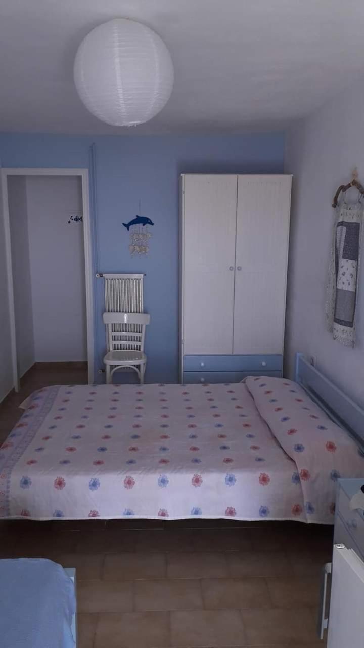 Thalassino Ageri Gialiskari  Oda fotoğraf