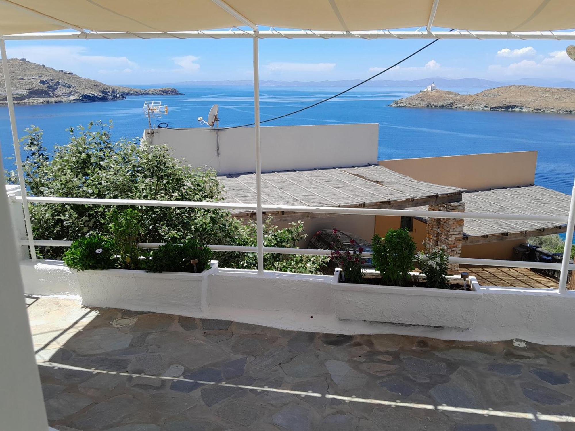 Thalassino Ageri Gialiskari  Oda fotoğraf